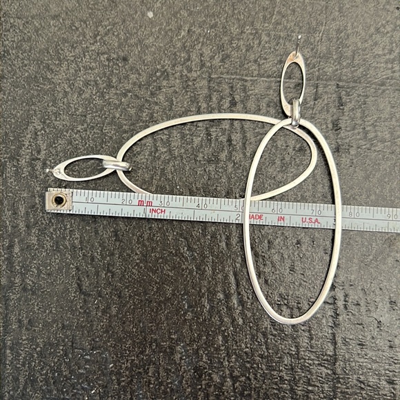 2.5 in long Sterling Silver Geometric Oval Loop Drop Dangle Earrings stamped 925 - Picture 7 of 7